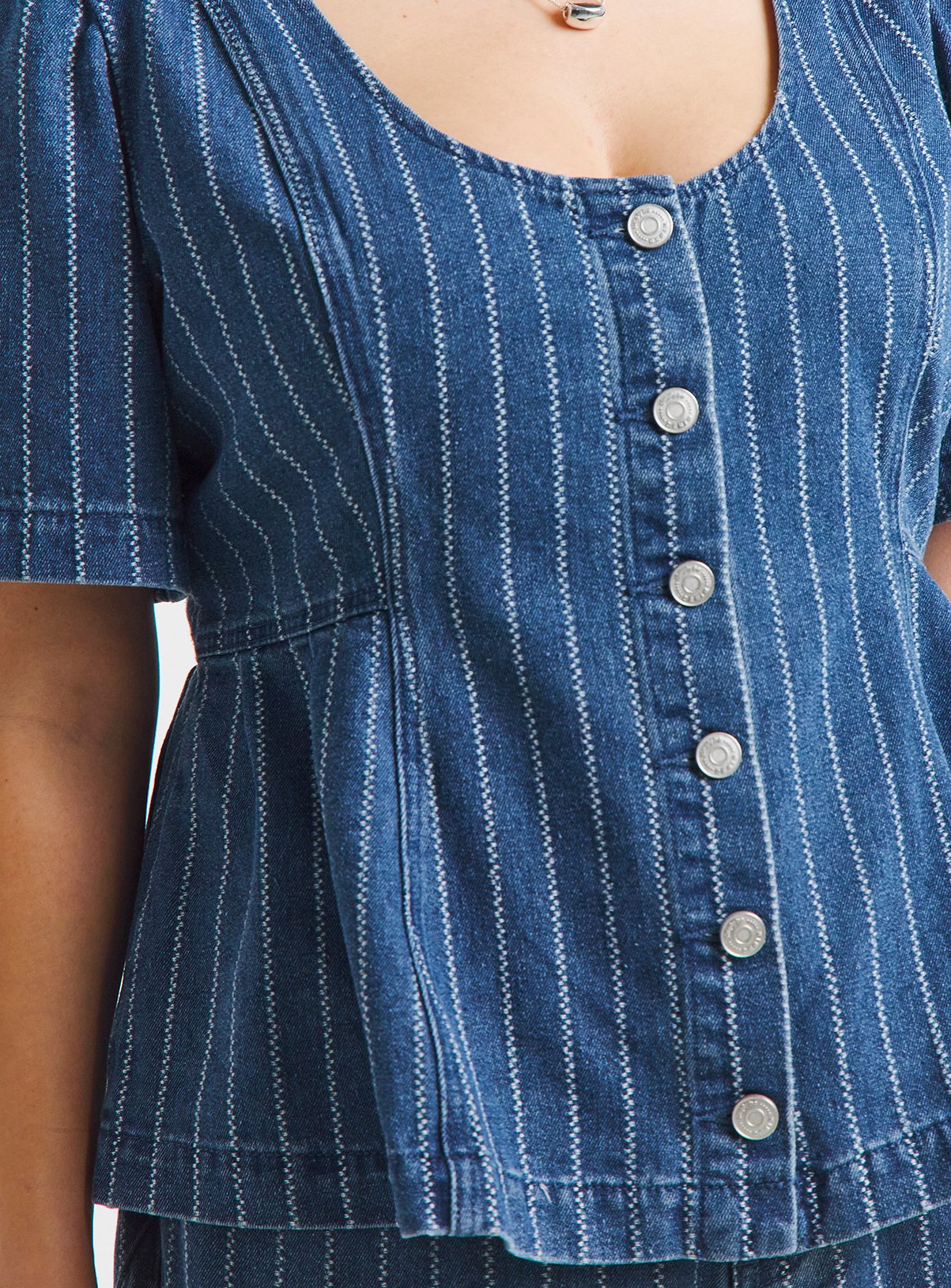SIMPLY BE Blue Jacquard Denim Stripe Top Co-Ord 26 - Image 4 thumbnail